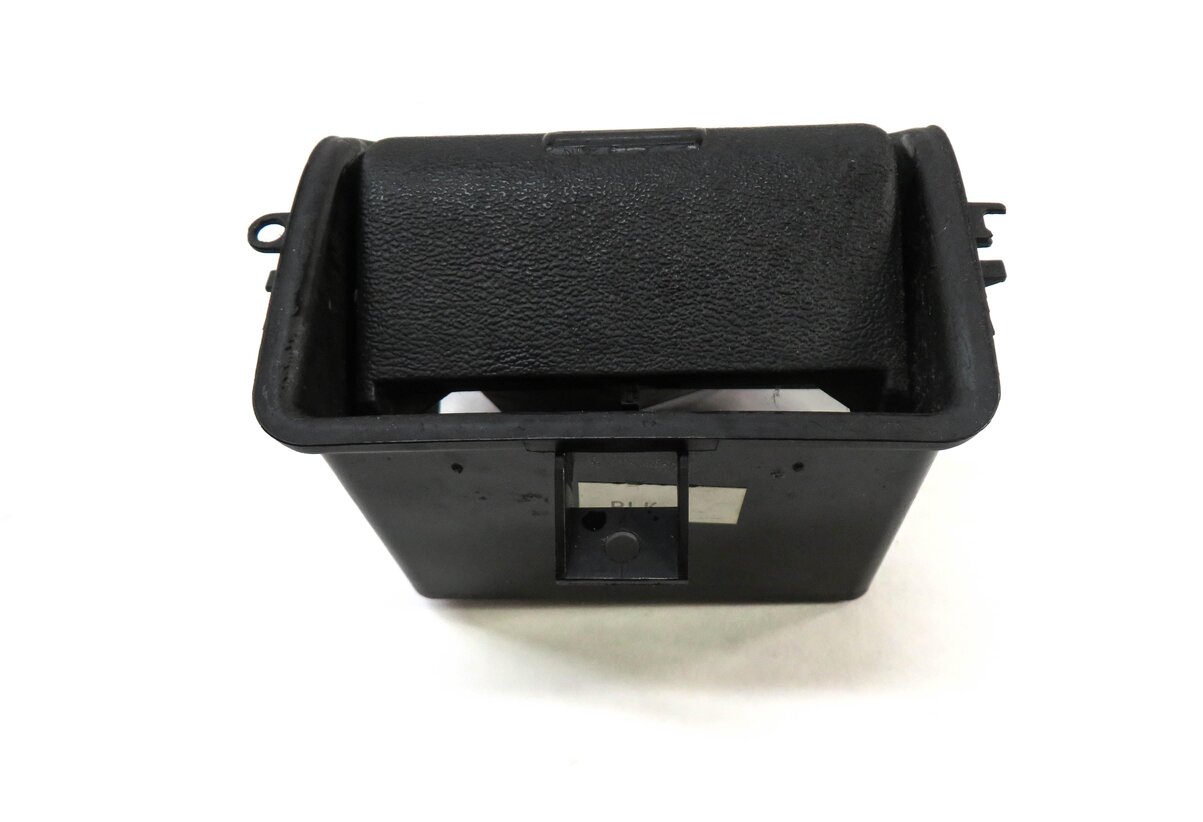 Thumbnail 3: 2006 RANGE ROVER (L322) REAR VIDEO ENTERTAINMENT AUDIO VIDEO INPUT JACK PANEL