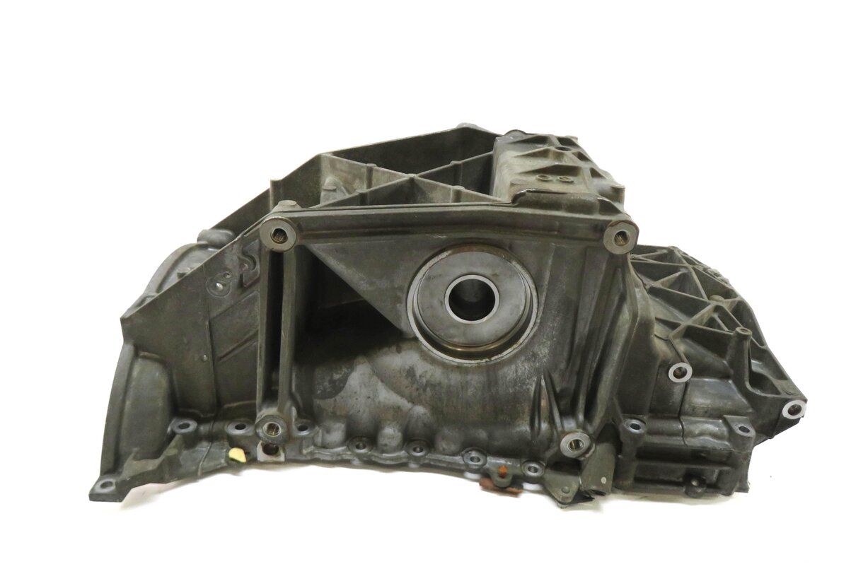 Thumbnail 4: 2006-2009 LAND ROVER RANGE ROVER (L322) 4.2L / 4.4L V8 ENGINE OIL PAN FLUID SUMP