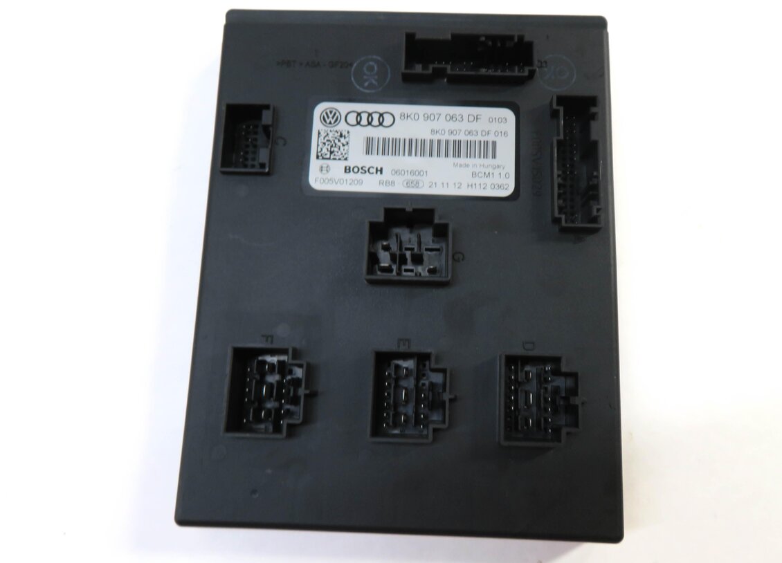 Thumbnail 4: 2013 AUDI A4 (B8 8K) 2.0L CAEB TURBO ENGINE ECM BCM IMMOBILIZER MODULE KEY SET