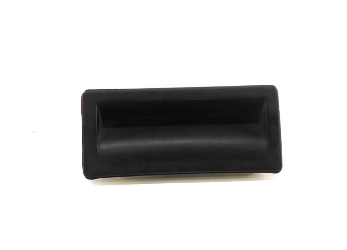 Thumbnail 2: 2013 AUDI A4 (B8 8K) REAR TRUNK RELEASE HANDLE