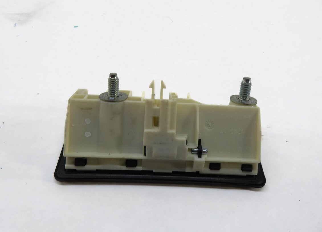 Thumbnail 4: 2013 AUDI A4 (B8 8K) REAR TRUNK RELEASE HANDLE