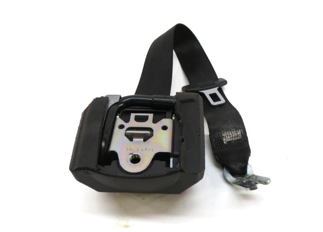 Thumbnail 3: 2013 AUDI A4 (B8 8K) RIGHT REAR SEAT SEATBELT RETRACTOR (BLACK)
