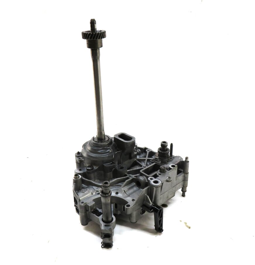 2013-2016 AUDI A4 (B8 8K) 2.0L FWD CVT TRANSMISSION VALVE BODY OIL PUMP