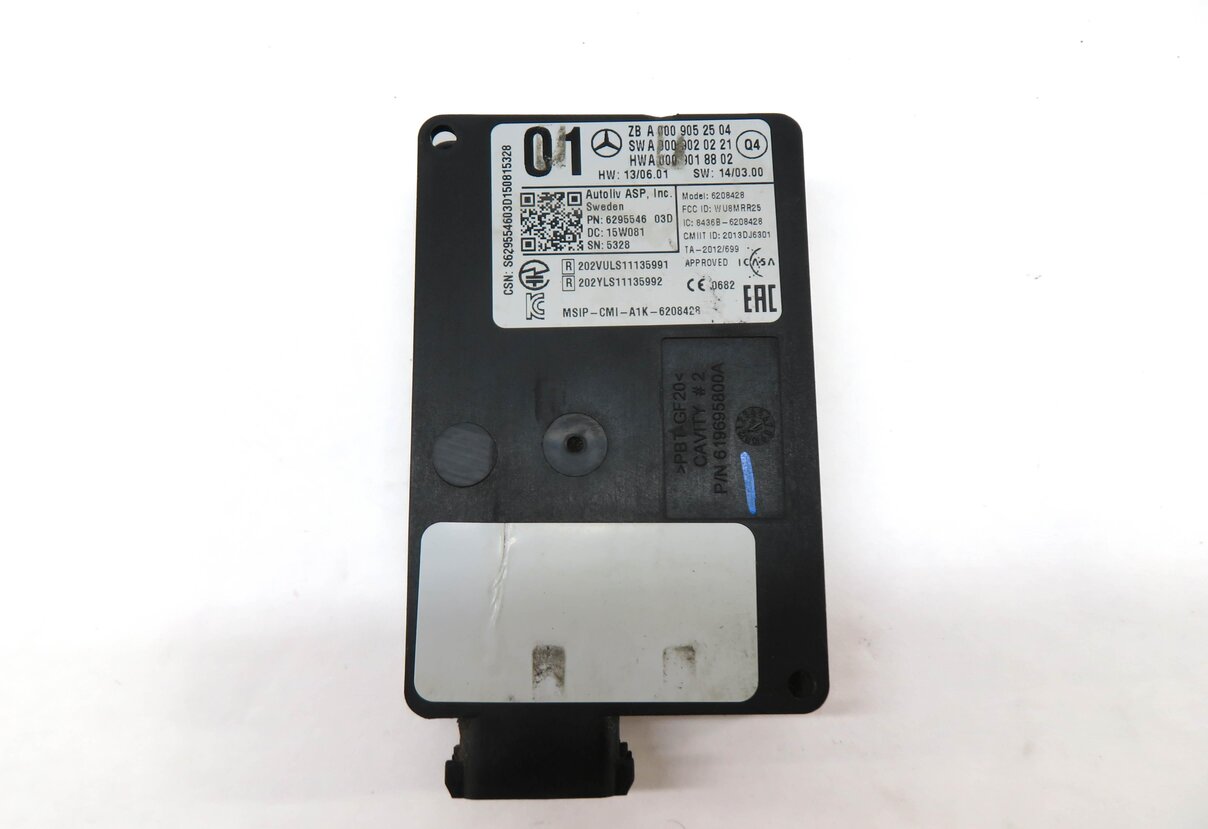 Thumbnail 2: 2014-2016 MERCEDES CLA250 CLA45 (C117 W117) REAR BLIND SPOT RADAR SENSOR MODULE