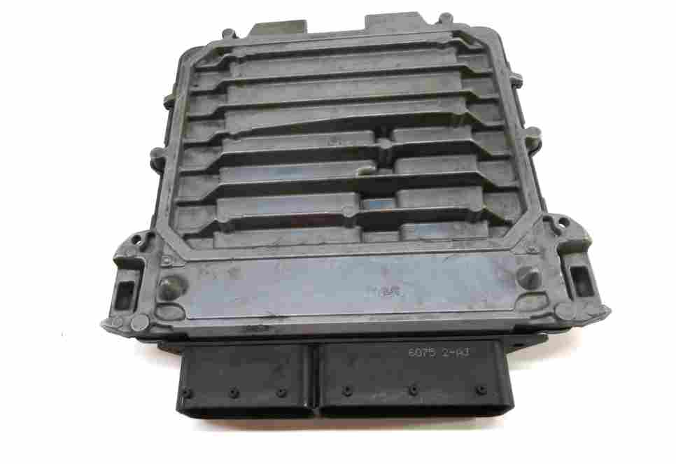 Thumbnail 3: 15-20 MERCEDES B250 CLA250 CLA45 GLA250 (C117 W246 X156) ENGINE CONTROL MODULE