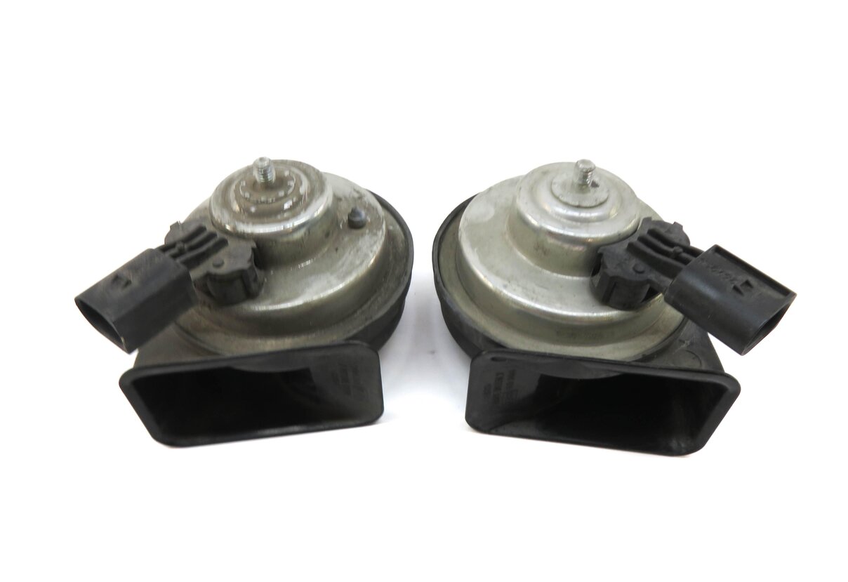 Thumbnail 3: 14-17 MERCEDES B250 CLA250 GLA250 (C117 W117 W246 X156) HIGH & LOW TONE HORN SET
