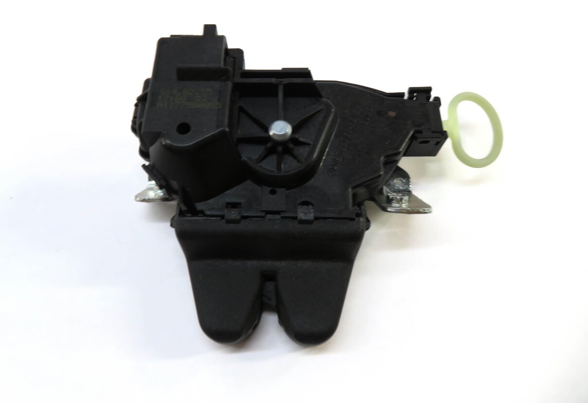 Thumbnail 4: 2015 MERCEDES CLA250 (W117) REAR TRUNK LOCK LATCH ACTUATOR