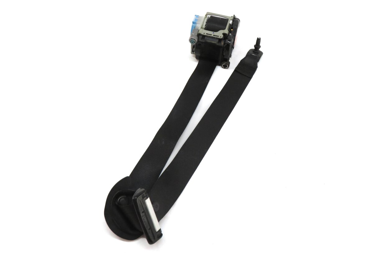 2014-2020 MERCEDES CLA45 CLA250 (C117) RIGHT FRONT SEATBELT RETRACTOR (BLACK)
