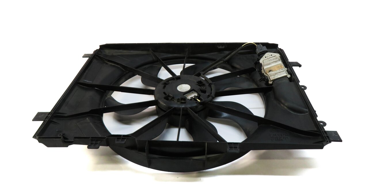 Thumbnail 4: 13-20 MERCEDES B CLA GLA SLK CLASS (C117 W156 W172 W246) RADIATOR COOLING FAN