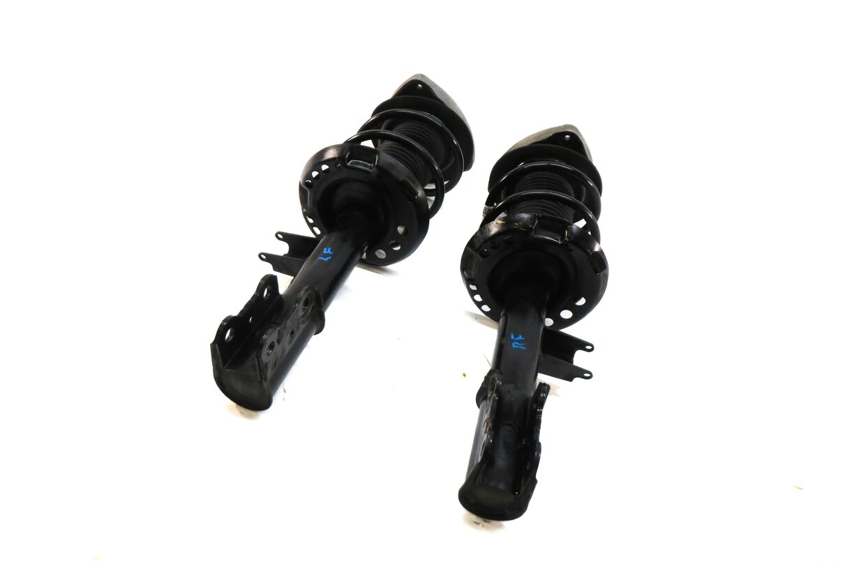 2014-2019 MERCEDES BENZ CLA250 (C117 W117) FRONT LEFT & RIGHT SHOCK STRUT SET