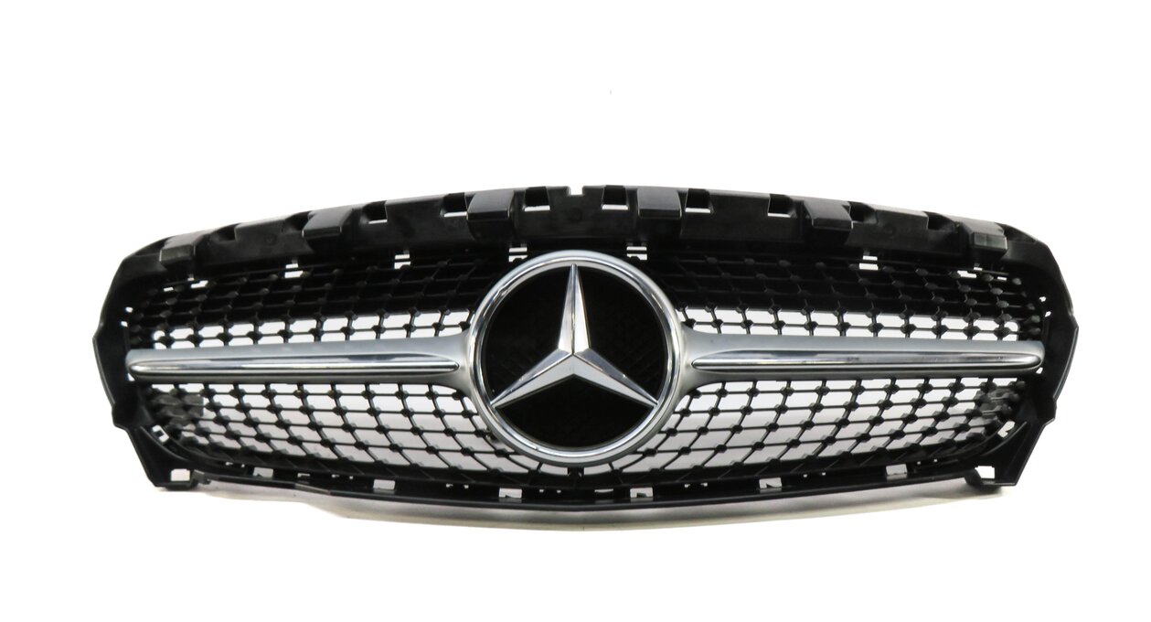 Thumbnail 2: 14-16 MERCEDES CLA250 (C117 W117) FRONT CENTER HOOD GRILLE AIR VENT GRILLE TRIM