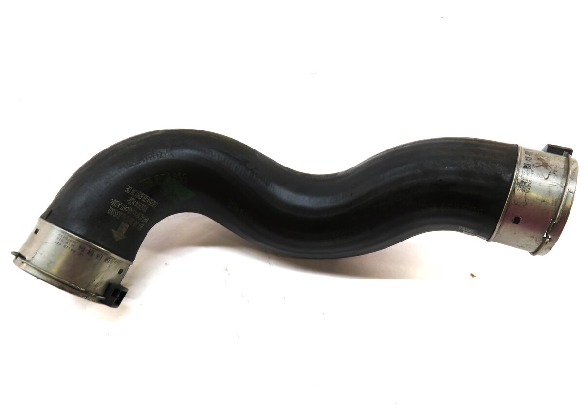Thumbnail 1: 2016 MERCEDES CLA250 (C117) 2.0L M270 TURBO INTERCOOLER HOSE PRESSURE PIPE