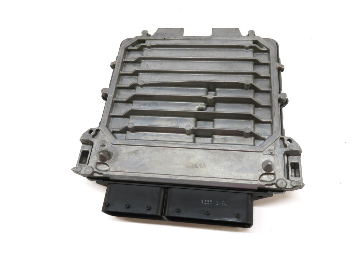 Thumbnail 3: 15-20 MERCEDES B250 CLA250 CLA45 GLA250 (C117 W246 X156) ENGINE CONTROL MODULE