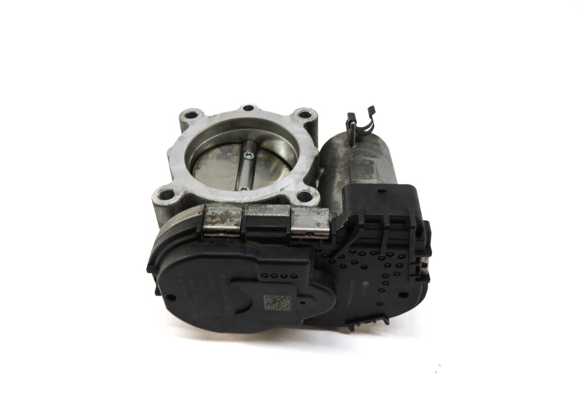 Thumbnail 2: 2013-2021 MERCEDES B C CLA E GLA GLC SLC SLK (C117 W205 W253 X156) THROTTLE BODY