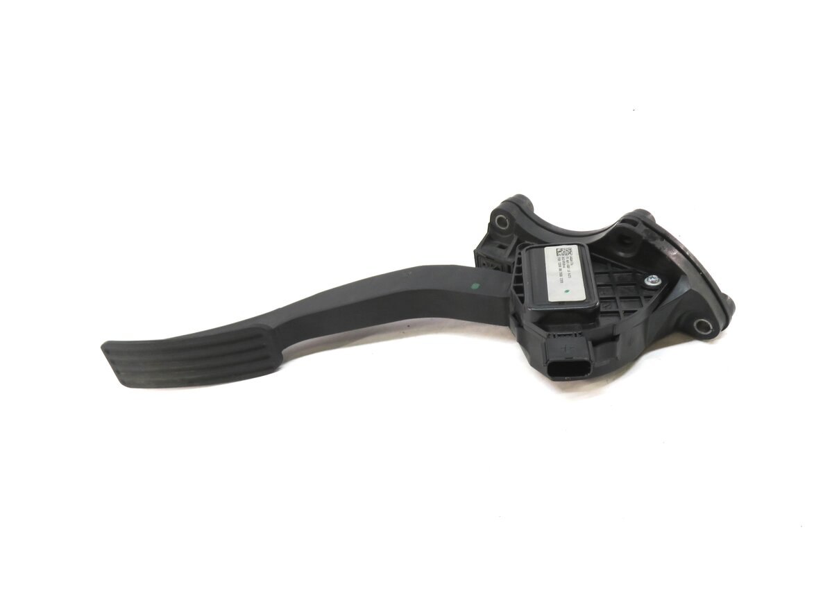 Thumbnail 1: 2016 RANGE ROVER SPORT (L494) GAS PEDAL FUEL THROTTLE ACCELERATOR PEDAL