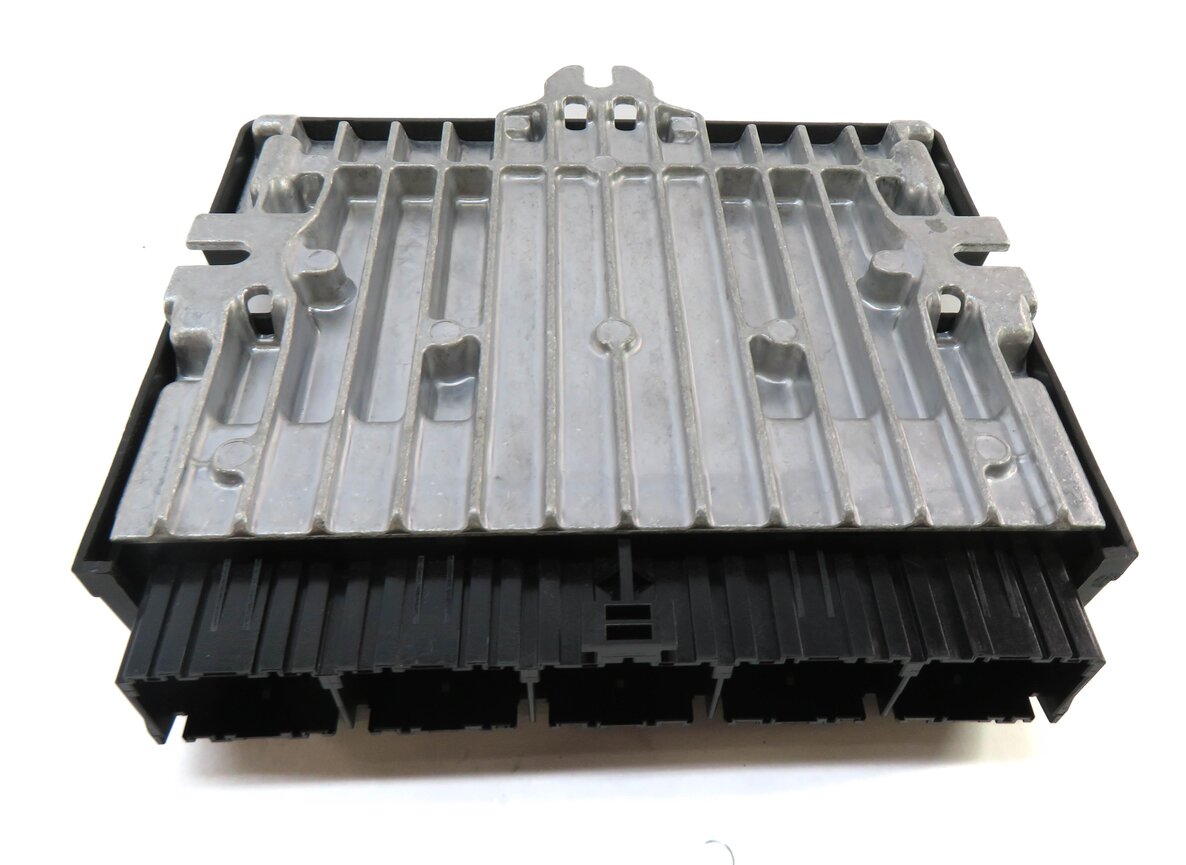 Thumbnail 4: 2014-2016 RANGE ROVER SPORT (L494) AIR RIDE SUSPENSION CONTROL MODULE