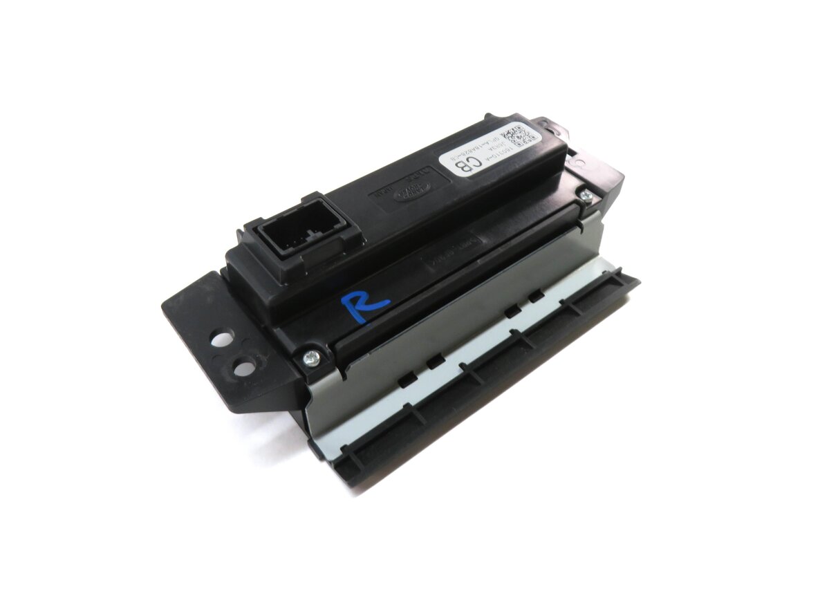 Thumbnail 1: 2016 RANGE ROVER SPORT (L494) RIGHT FRONT PASSENGER TOUCH SCREEN CONTROL MODULE