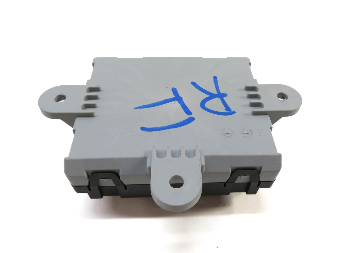 Thumbnail 4: 2016 RANGE ROVER SPORT (L494) RIGHT FRONT PASSENGER DOOR CONTROL MODULE