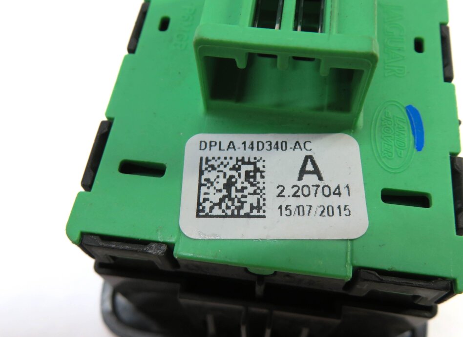 Thumbnail 5: 2016 RANGE ROVER SPORT (L494) REAR FOLDING SEAT ADJUSTMENT ADJUST SWITCH