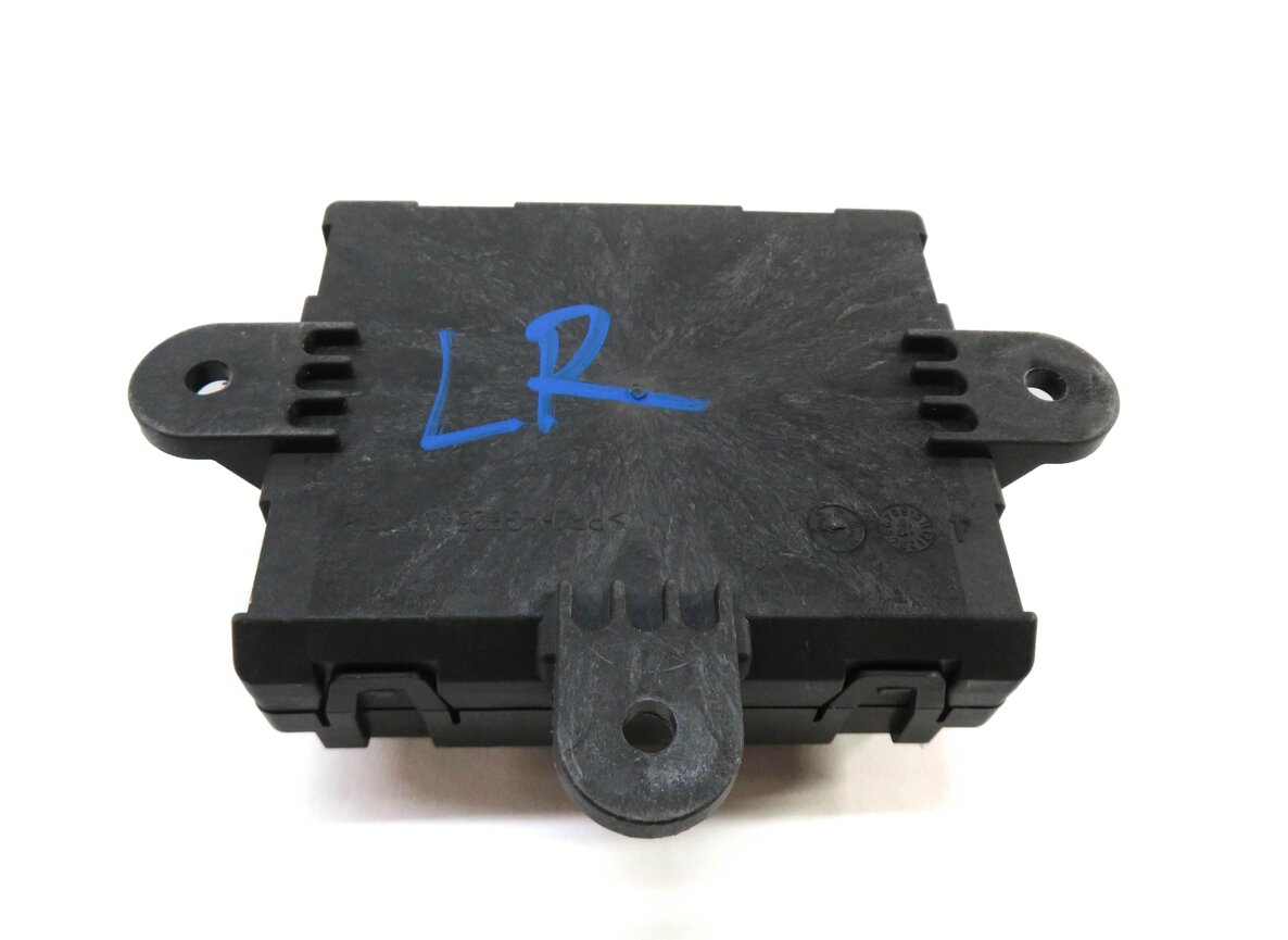Thumbnail 4: 2016 RANGE ROVER SPORT (L494) LEFT REAR DOOR CONTROL MODULE