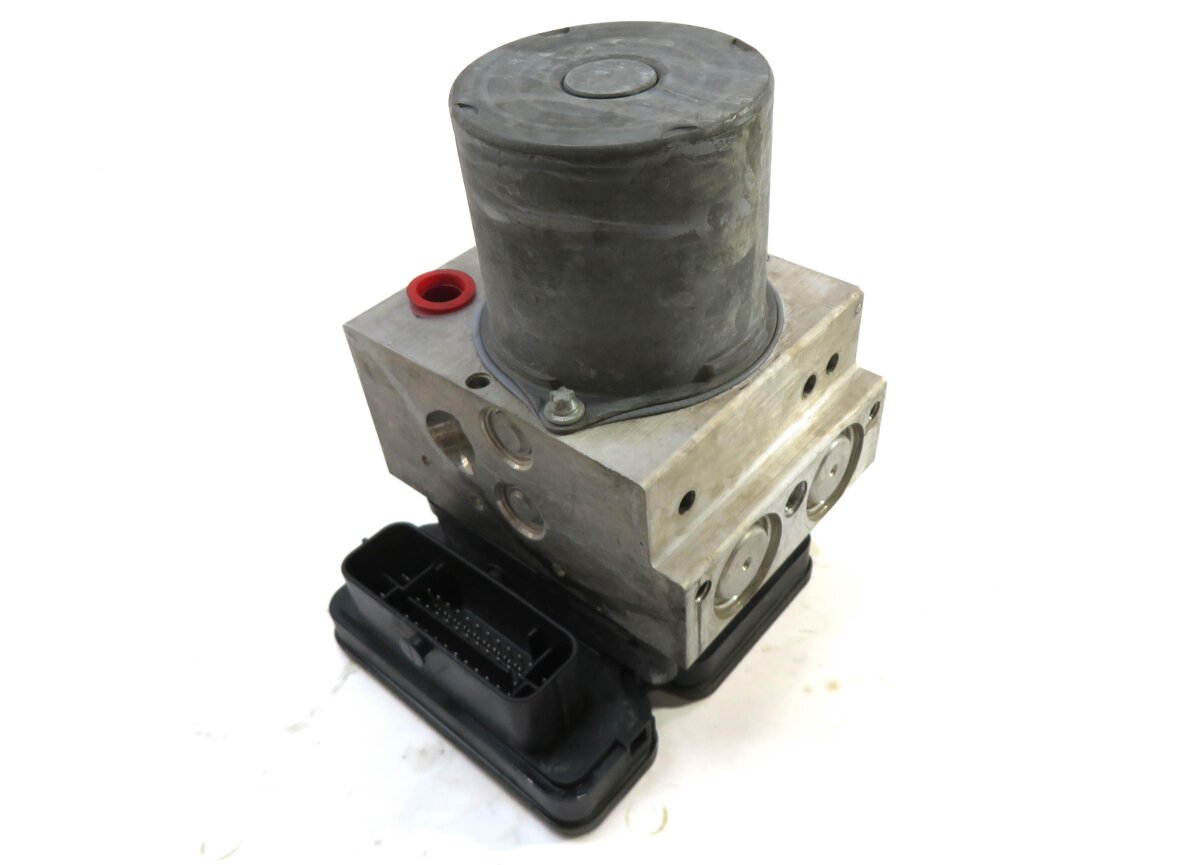 Thumbnail 2: 2014-2016 RANGE ROVER SPORT (L494) ABS ANTI LOCK BRAKE PUMP w/ MODULE