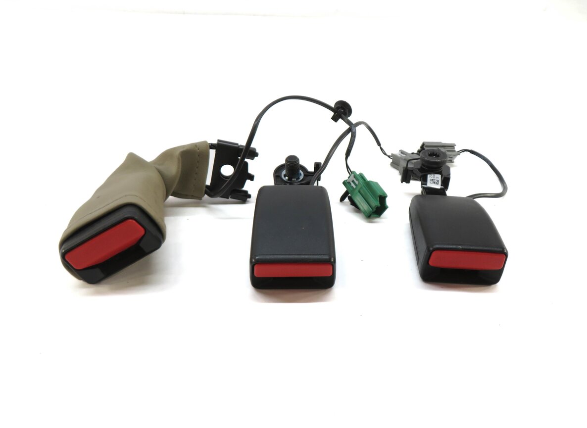 Thumbnail 2: 2016 RANGE ROVER SPORT (L494) REAR SECOND ROW SEAT SEATBELT BUCKLE RECEIVER SET