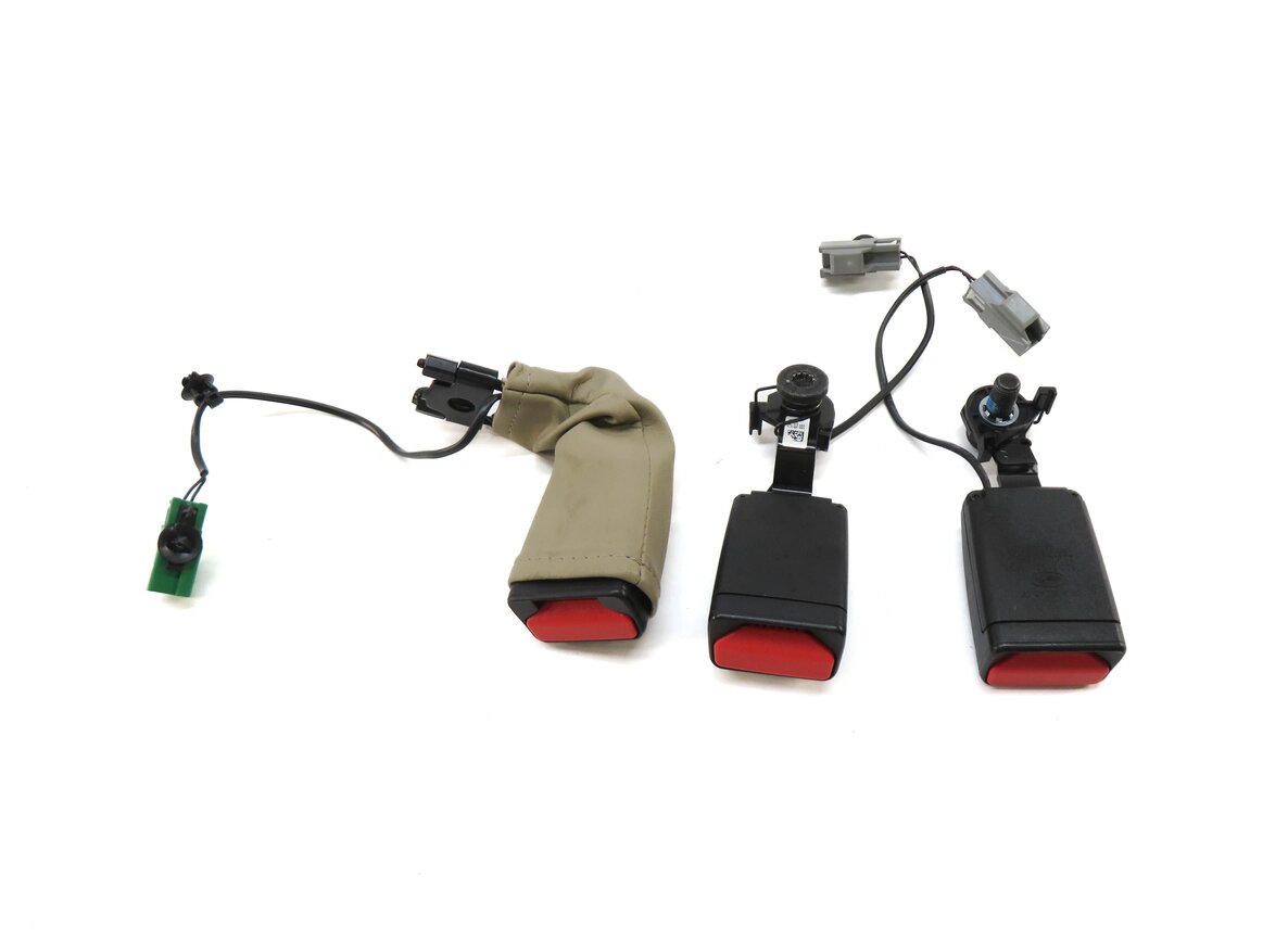 Thumbnail 3: 2016 RANGE ROVER SPORT (L494) REAR SECOND ROW SEAT SEATBELT BUCKLE RECEIVER SET