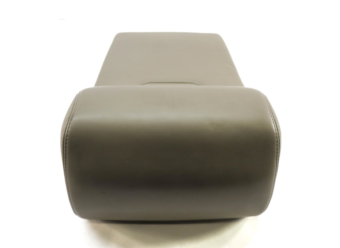 Thumbnail 4: 2016 RANGE ROVER SPORT (L494) REAR SEAT CENTER CONSOLE ARMREST CUP HOLDER ALMOND