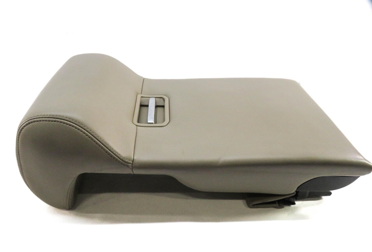 Thumbnail 5: 2016 RANGE ROVER SPORT (L494) REAR SEAT CENTER CONSOLE ARMREST CUP HOLDER ALMOND