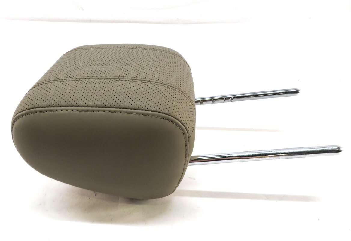 Thumbnail 2: 2016 RANGE ROVER SPORT (L494) RIGHT REAR 2nd SECOND ROW SEAT HEADREST (ALMOND)