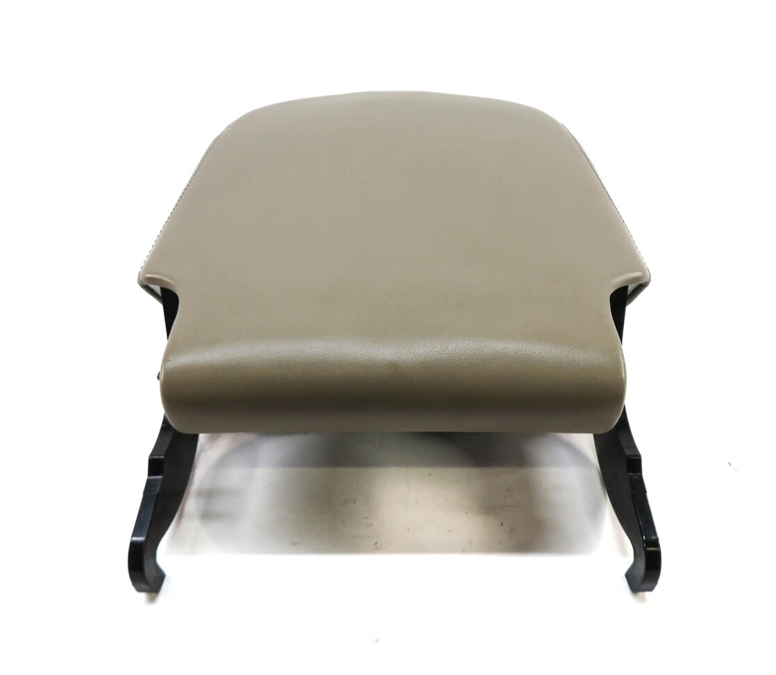 Thumbnail 4: 14-20 RANGE ROVER SPORT (L494) FRONT CENTER CONSOLE ARMREST LID (ALMOND BEIGE)