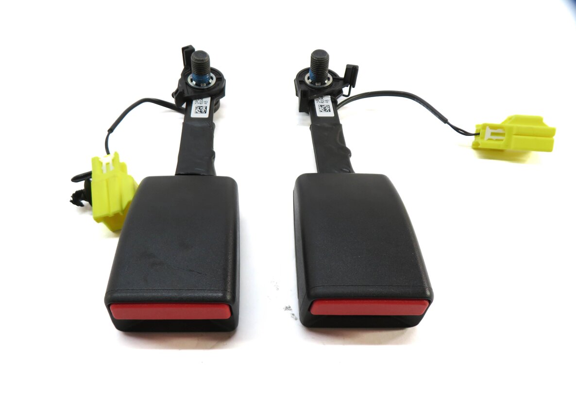 Thumbnail 2: 2016 RANGE ROVER SPORT (L494) REAR 3rd ROW SEAT SEATBELT BUCKLE RECEIVER SET-2