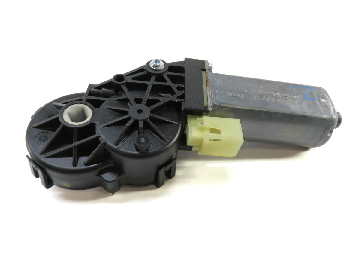Thumbnail 2: 2016 RANGE ROVER SPORT (L494) REAR 3RD THIRD ROW SEAT ADJUSTMENT ADJUST MOTOR