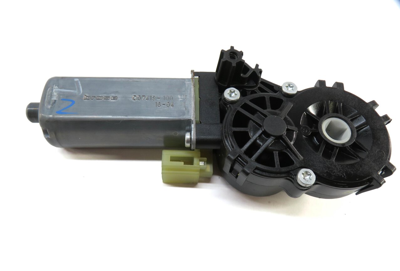 Thumbnail 5: 2016 RANGE ROVER SPORT (L494) REAR 3RD THIRD ROW SEAT ADJUSTMENT ADJUST MOTOR