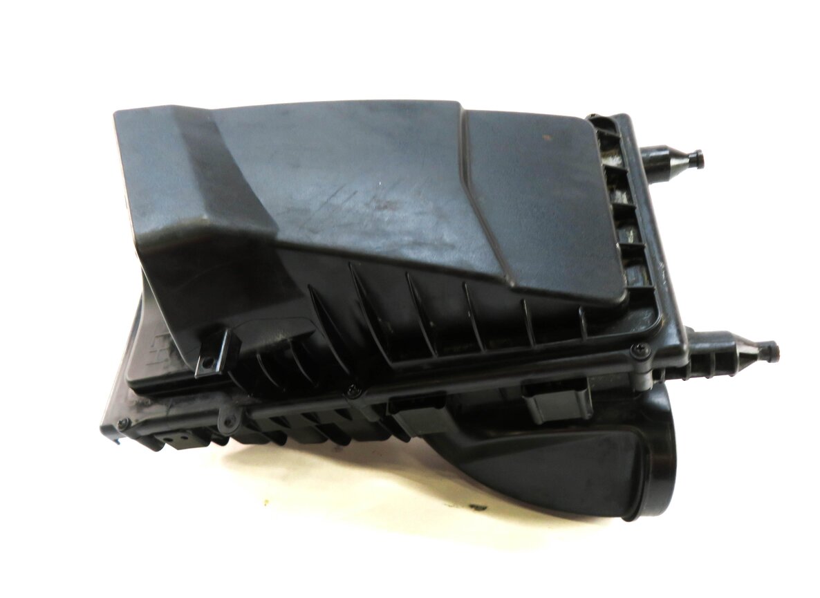 Thumbnail 4: 15-19 RANGE ROVER SPORT DISCOVERY (L405 L462 L494) 3.0L - RIGHT AIR FILTER BOX