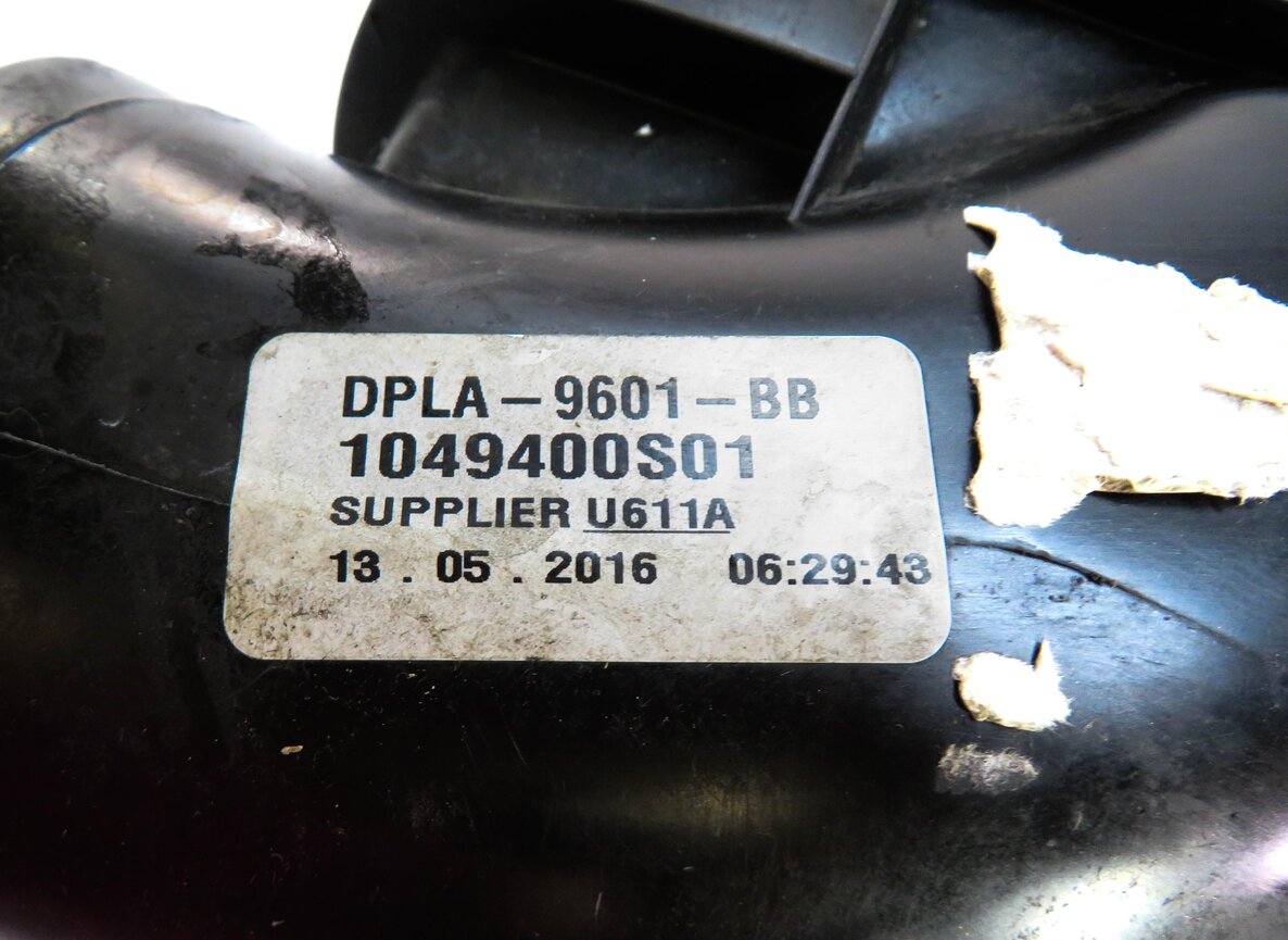 Thumbnail 7: 15-19 RANGE ROVER SPORT DISCOVERY (L405 L462 L494) 3.0L - RIGHT AIR FILTER BOX