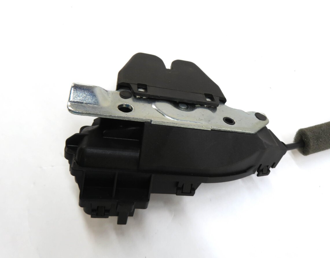 Thumbnail 4: 2013 MERCEDES C250 (W204) REAR TRUNK LOCK LATCH ACTUATOR w/ CABLE