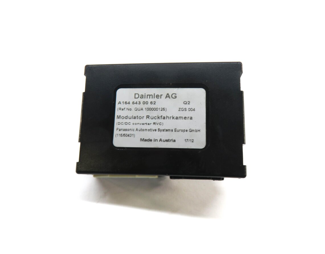 Thumbnail 2: 2013 MERCEDES C250 (W204) REARVIEW BACKUP REVERSE CAMERA CONTROL MODULE