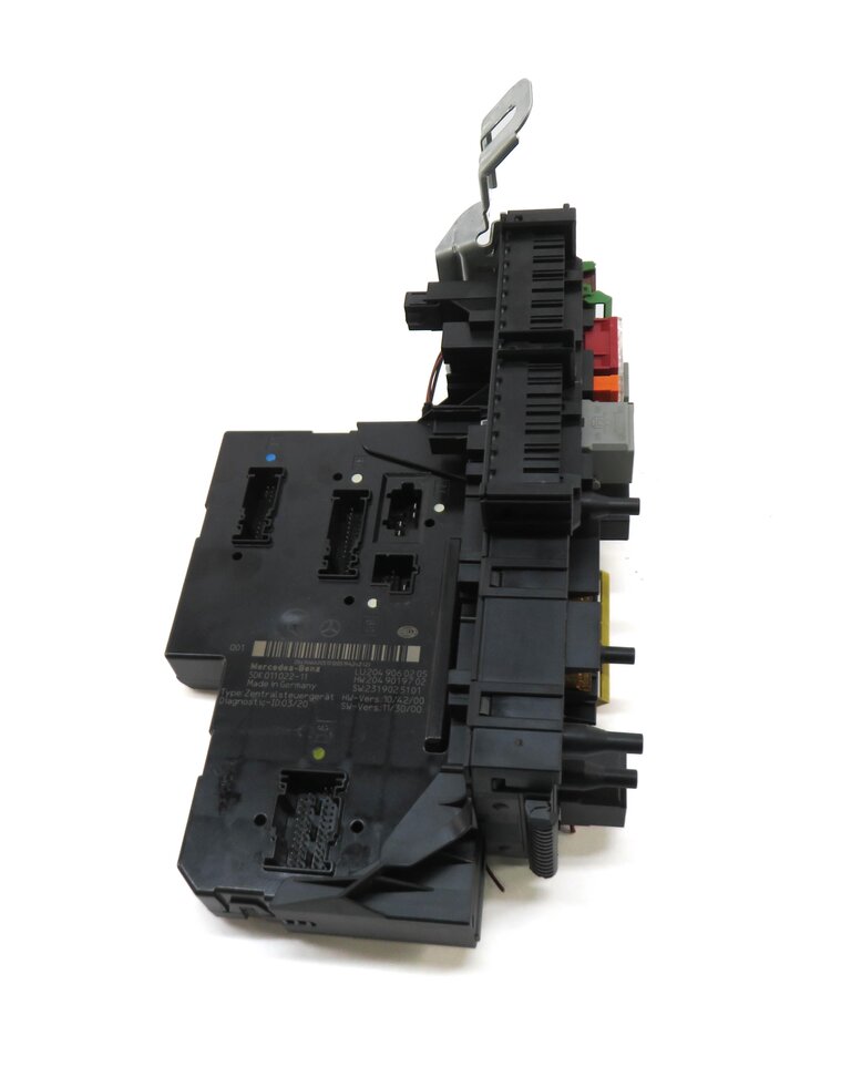 Thumbnail 2: 2011-2015 MERCEDES C-CLASS (W204) REAR SIGNAL ACQUISITION CONTROL MODULE SAM