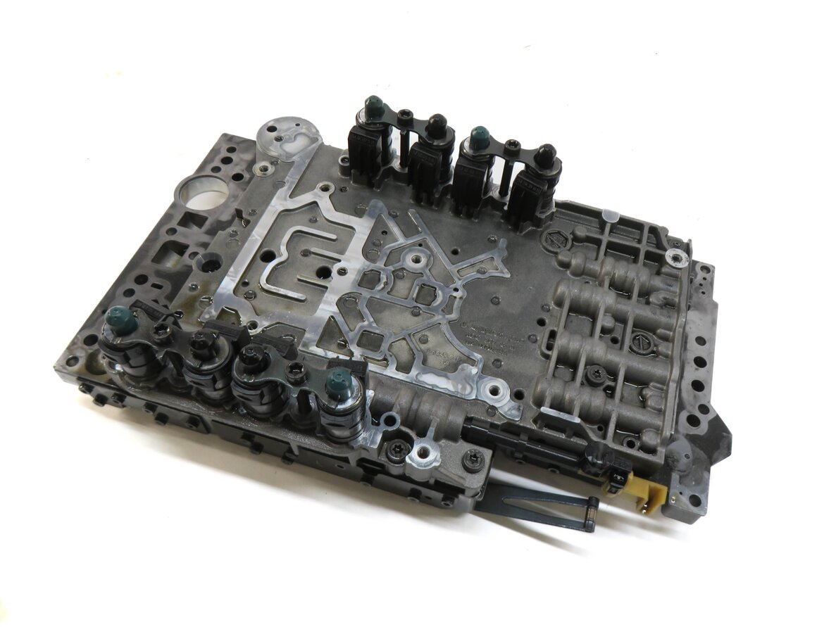 12-15 MERCEDES C250 SLK250 (W204 R172) 1.8L TURBO 722.9 TRANSMISSION VALVE BODY