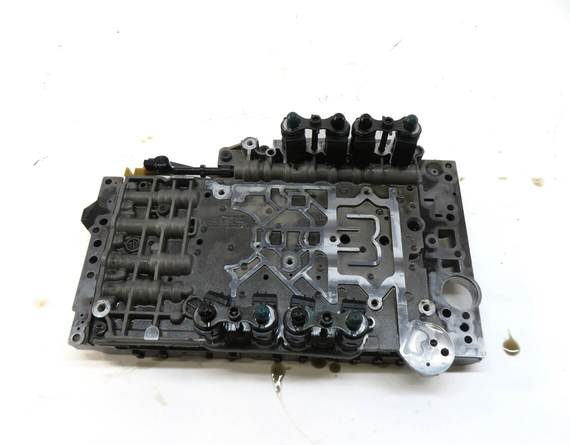 Thumbnail 3: 12-15 MERCEDES C250 SLK250 (W204 R172) 1.8L TURBO 722.9 TRANSMISSION VALVE BODY