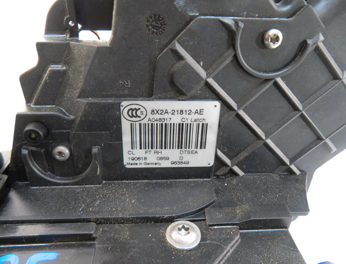 Thumbnail 7: 10-19 EVOQUE LR4 RANGE ROVER SPORT (L320) RIGHT FRONT PASSIVE DOOR LOCK LATCH