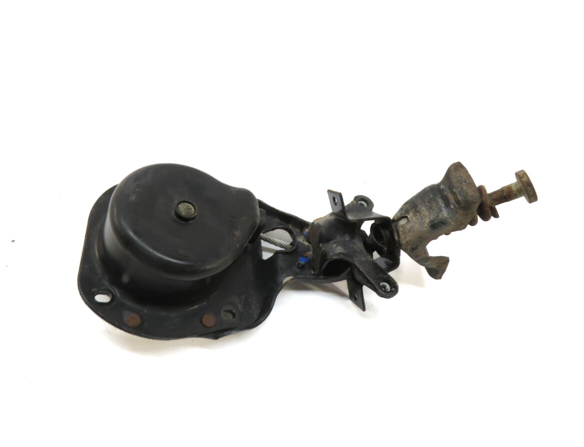 Thumbnail 2: 2010 LAND ROVER LR4 EMERGENCY SPARE TIRE CARRIER WINCH HOLDER