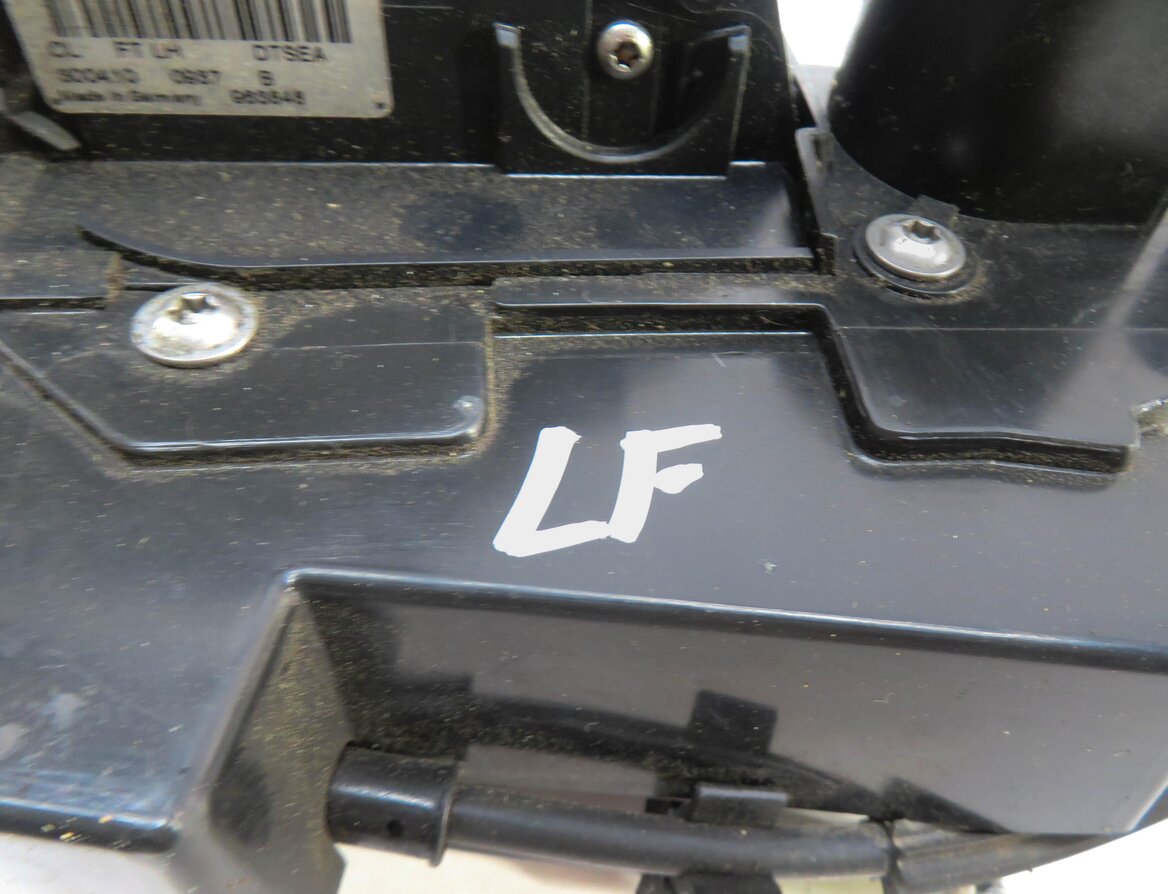 Thumbnail 5: 2010-2019 EVOQUE LR4 / RANGE ROVER SPORT (L320) LEFT FRONT PASSIVE DOOR LATCH