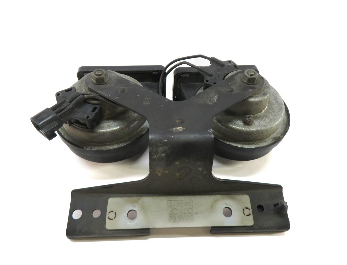 Thumbnail 4: 2010-2016 RANGE ROVER SPORT (L320) LR4 - HIGH & LOW TONE SAFETY HORN SET