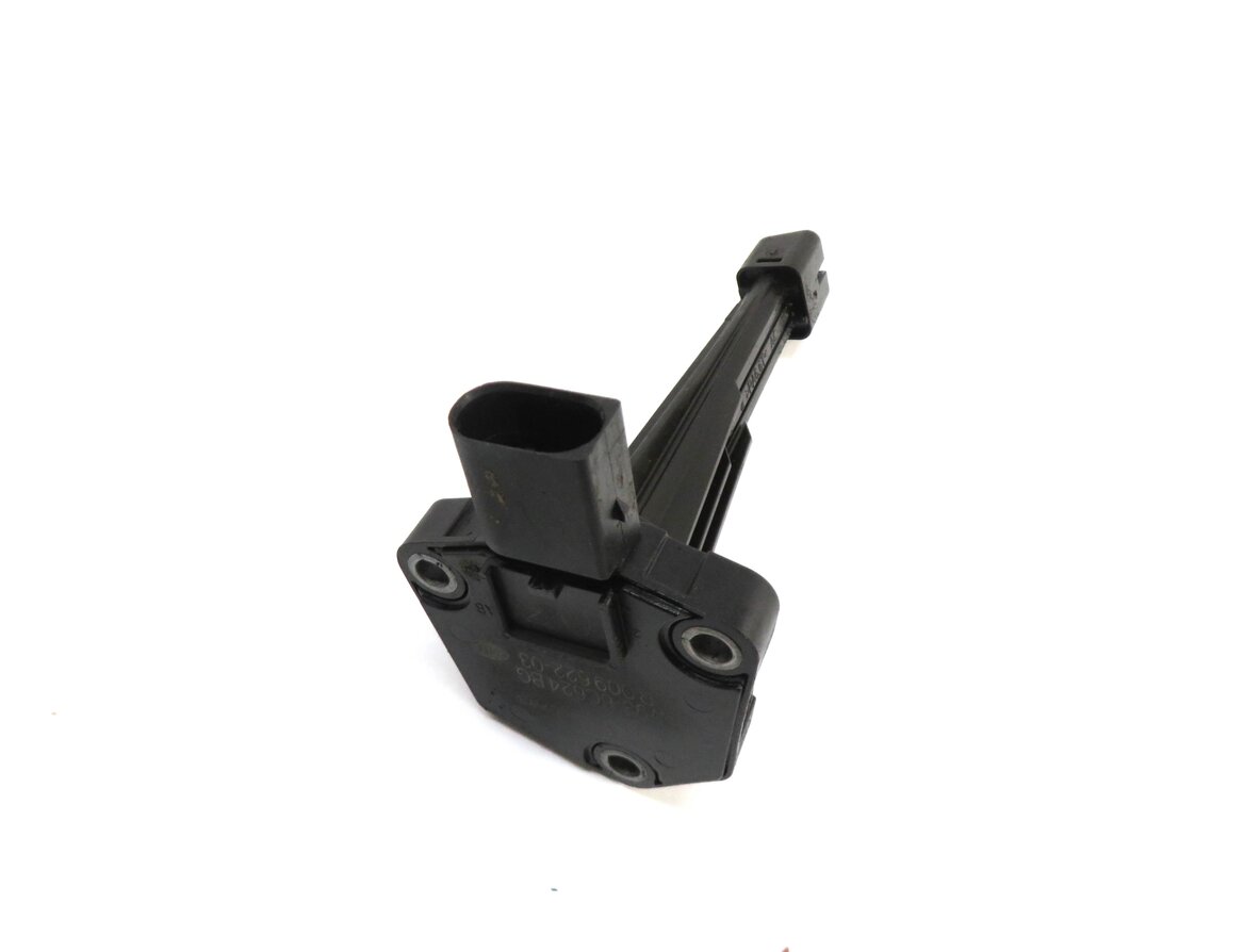 Thumbnail 1: 2010 LAND ROVER LR4 5.0L AJ133 V8 ENGINE OIL LEVEL SENSOR SENDER