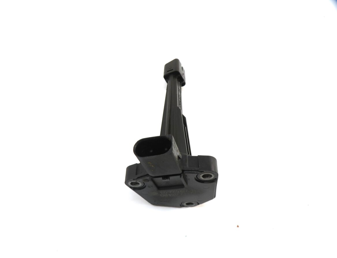 Thumbnail 2: 2010 LAND ROVER LR4 5.0L AJ133 V8 ENGINE OIL LEVEL SENSOR SENDER