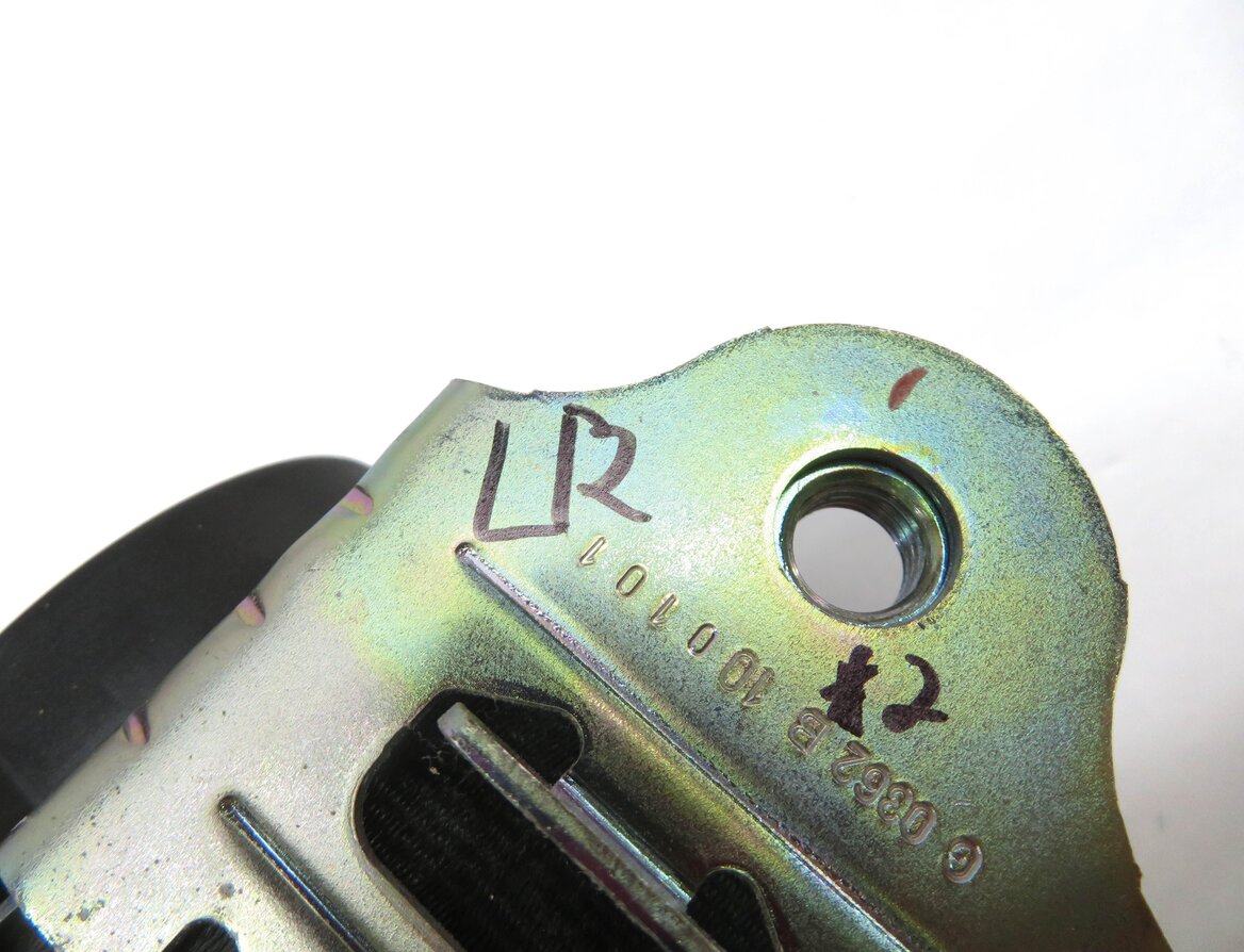 Thumbnail 9: 2010 LAND ROVER LR4 REAR 2nd SECOND ROW SEAT SEATBELT RETRACTOR SET-3 (BLACK)