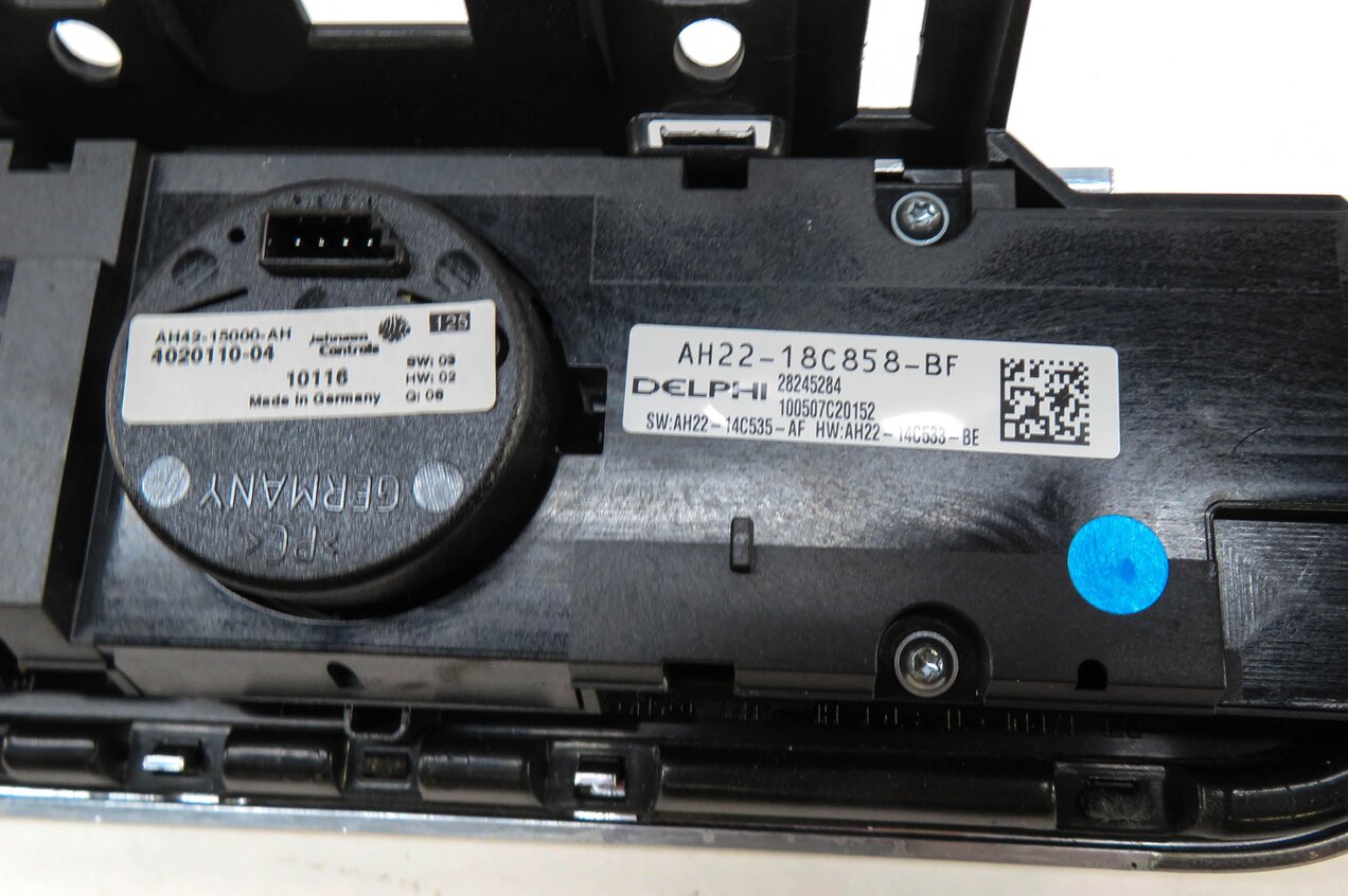 Thumbnail 6: 10-16 LR4 RANGE ROVER SPORT L320 RADIO NAVIGATION PHONE VIDEO CLOCK INFO SWITCH