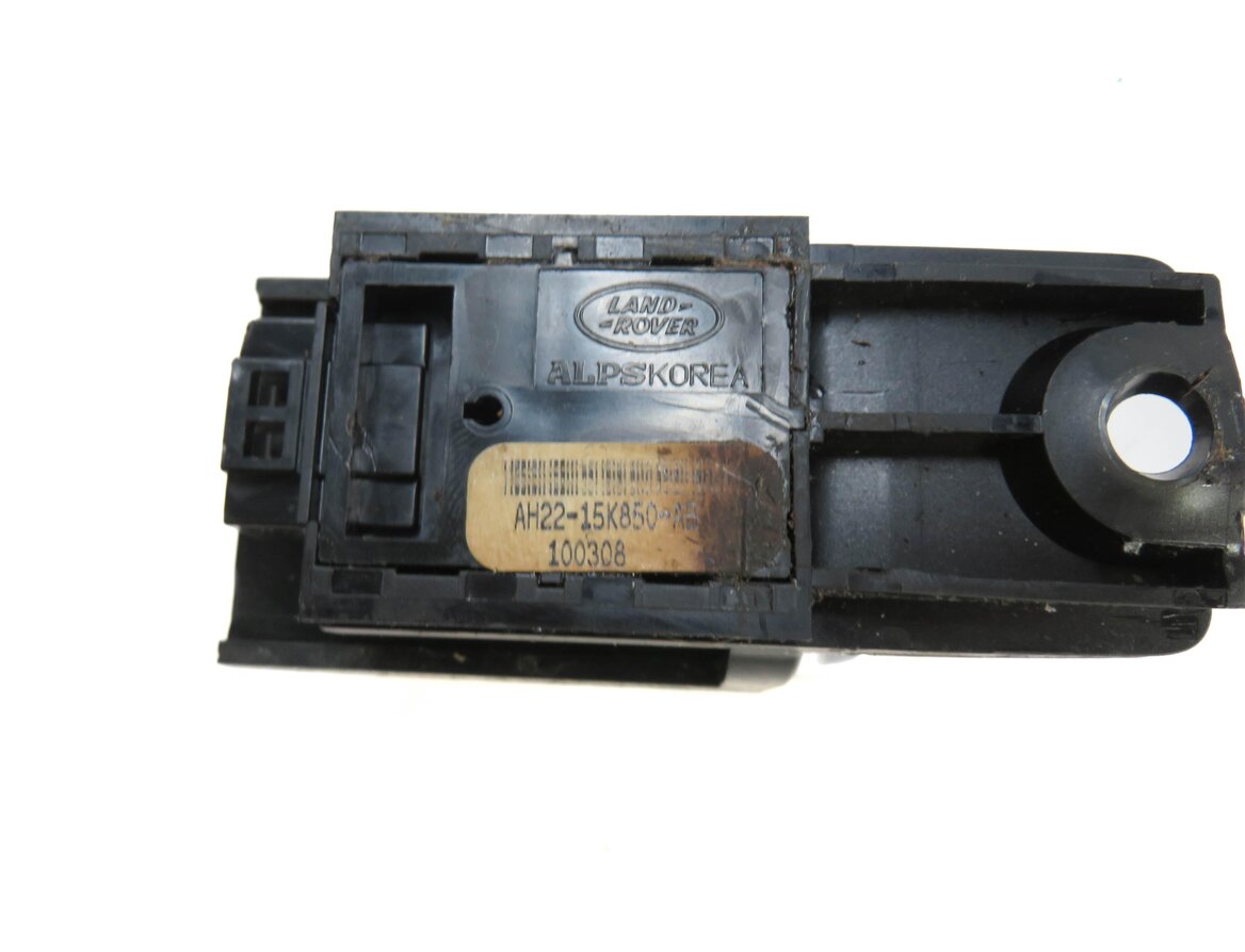 Thumbnail 4: 2010 LAND ROVER LR4 EMERGENCY PARKING BRAKE SWITCH BUTTON